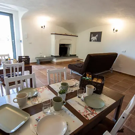 Palazzo D'aquino Guest house 3*