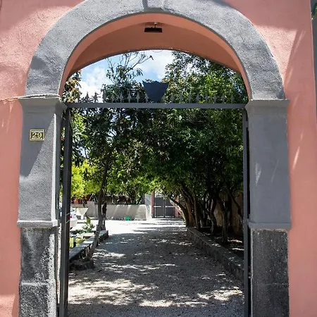 Palazzo D'aquino Gasthof *